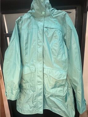 Patagonia Light Aqua Hooded Waterproof Ski Jacket